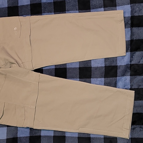 The North Face. Cargo Convertable Pant/shorts. LIKE-NEW. Men's size Large. - Picture 11 of 16